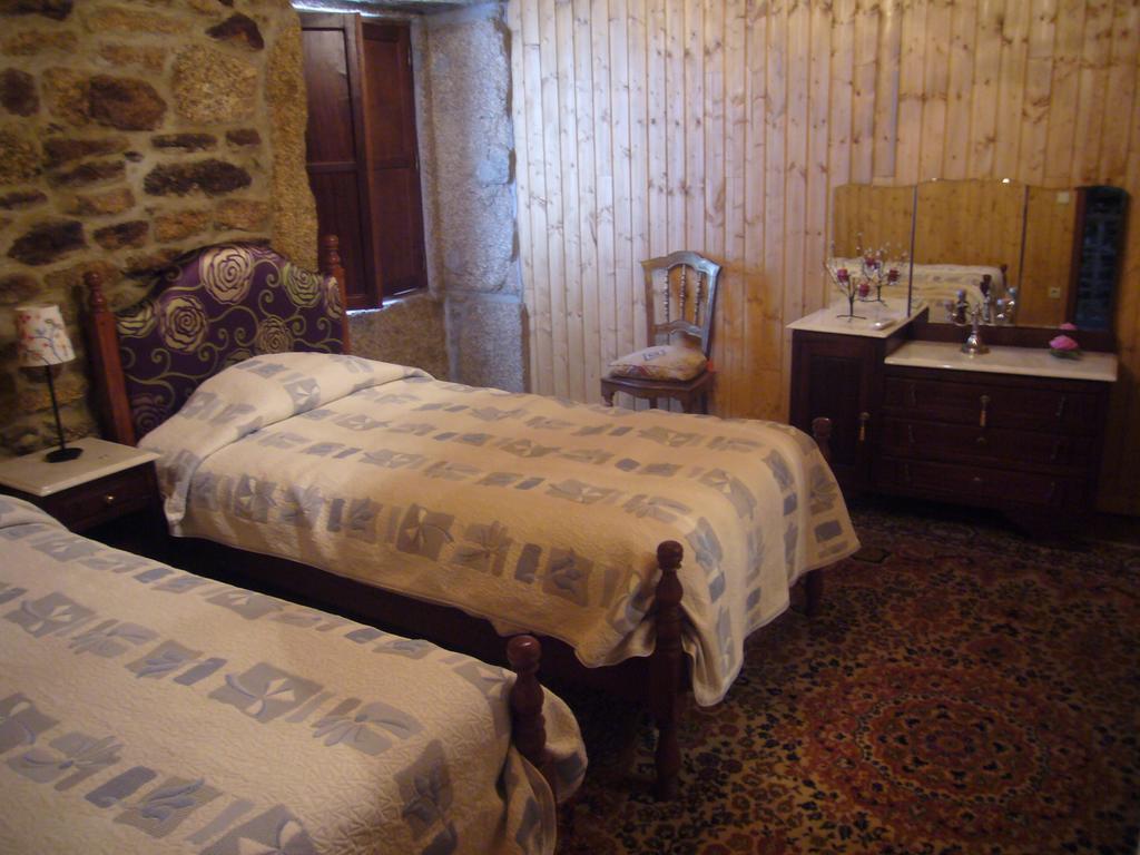 Gasthaus Casa Do Monge Leomil Zimmer foto